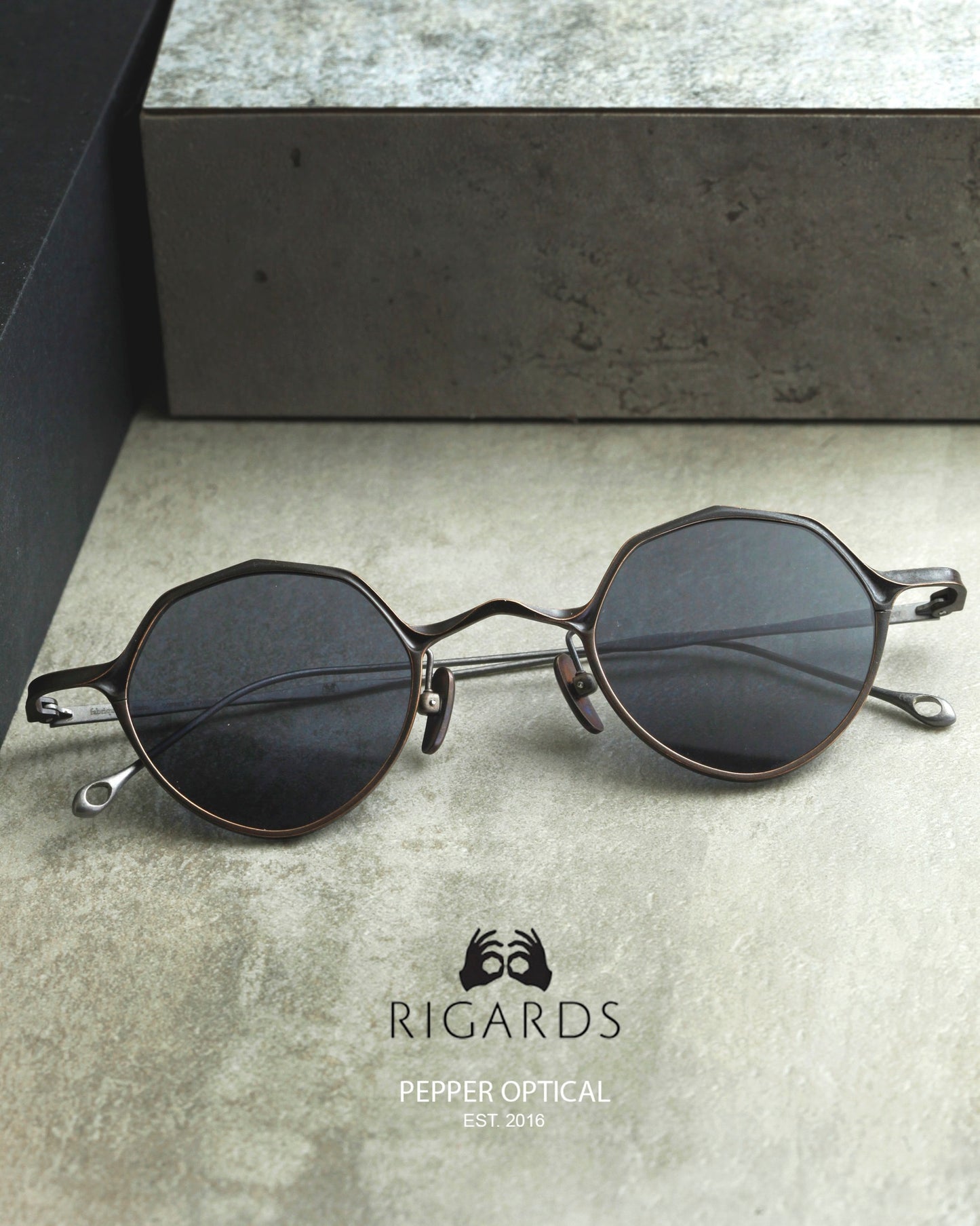 RIGARDS - RG1019CU 扭紋鏽蝕青銅結構