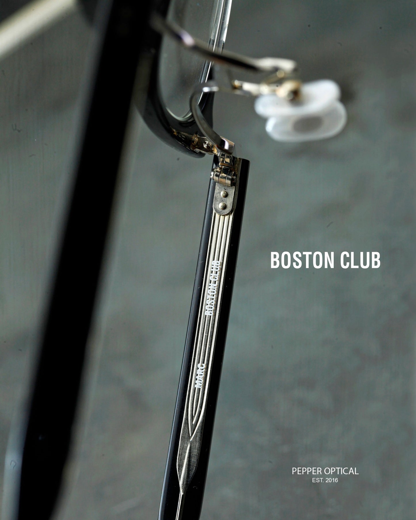 BOSTON CLUB MARC 經典鏡型 上掀式雙鏡片植入 - 黑透明