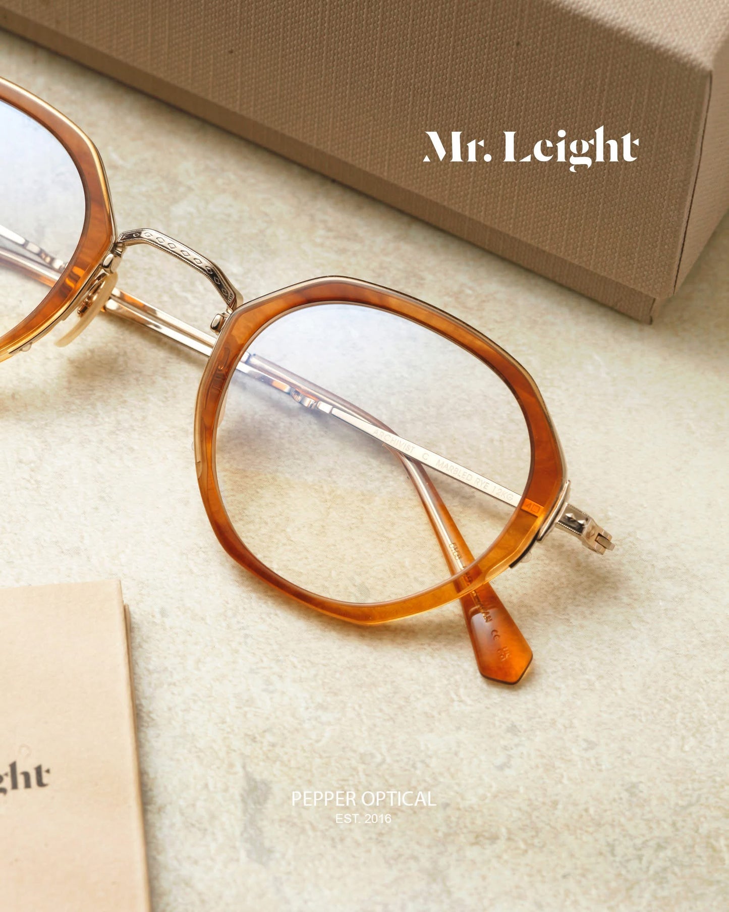 Mr.Leight - Archivist C 中世紀歐洲式中金八角鏡