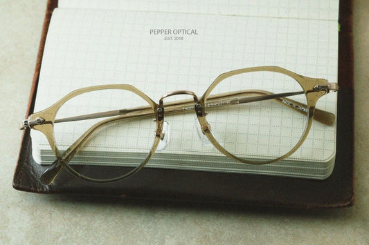 United Vintage UV-8015 透綠皇冠