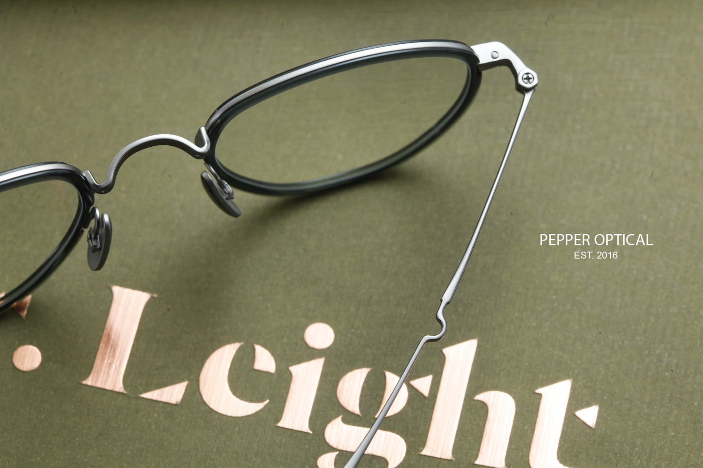 Mr.Leight - Roku C 灰色的多邊形古典美學